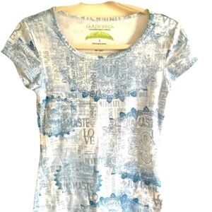 Earth Yoga Paisley Short Sleeve T-shirt